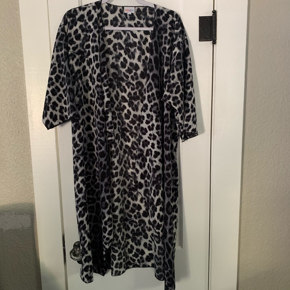 LuLaRoe Leopard Sarah Duster